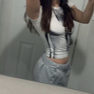 Meet your Posher, Helena